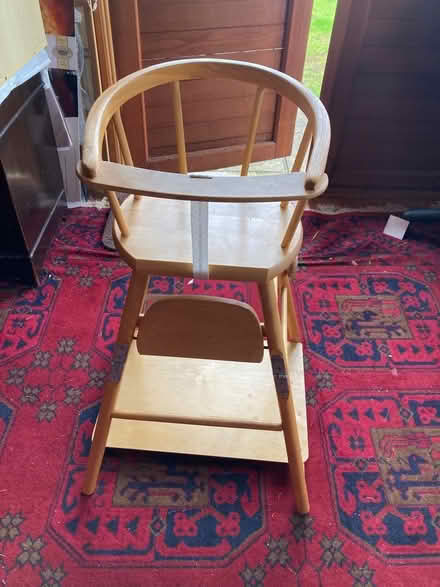 Photo of free Wooden high chair (Chessington KT9) #1