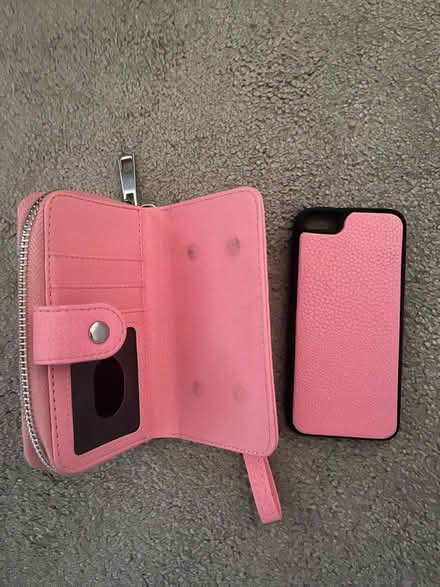 Photo of free Purse and phone case (Waterlooville PO7) #4