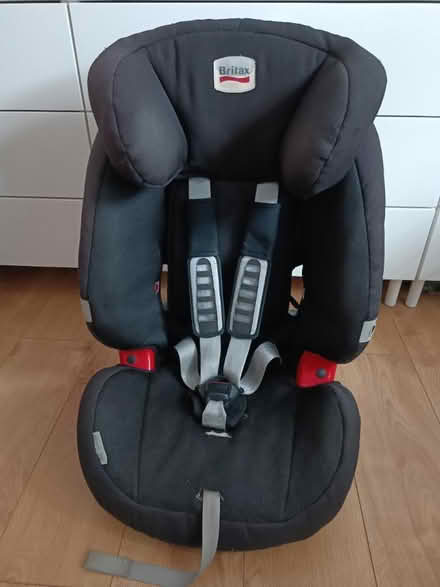 Photo of free 2 x Britax Romer Evolva child seat (Winnersh RG41) #3