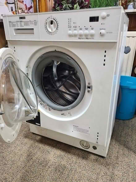 Photo of free Zanussi Washer - Dryer (integrated) (SE17 - Elephant & Castle) #1