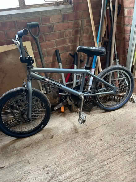 Photo of free bikes (Rayners Lane HA2) #1