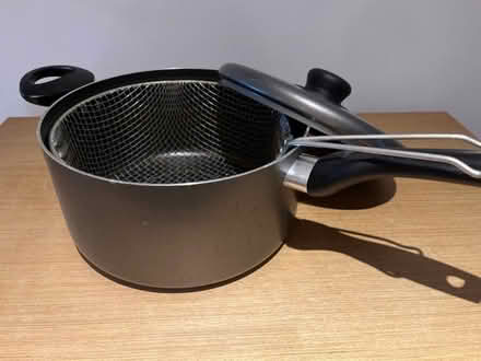 Photo of free Deep fat fryer (Royal Standard SE3) #1