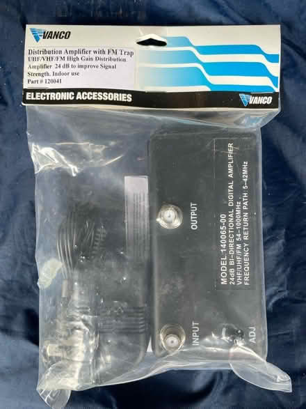 Photo of free Distribution Amplifier with FM trap (Newcastle China Creek) #1