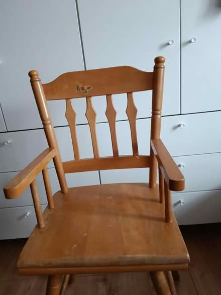 Photo of free Vintage Wooden child high chair (Winnersh RG41) #2