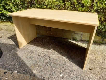 Photo of free Desk (Moorfields) #2