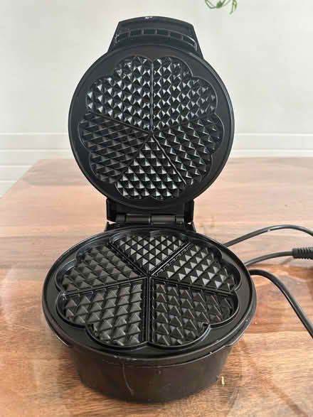 Photo of free Electric waffle maker (W8, Kensington) #2