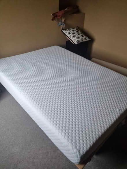 Photo of free Double bed w/ mem foam mattress (N1 Islington) #3