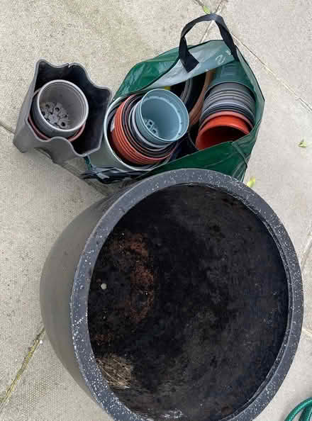 Photo of free Pots (Harrow HA2) #2