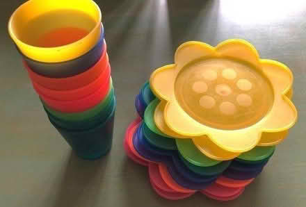 Photo of free Childrens plates and mugs (Central Berkhamsted) #1