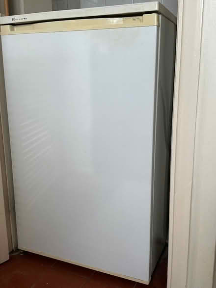 Photo of free Freezer (Chelsfield BR6) #1