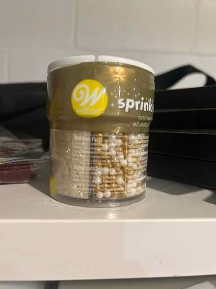 Photo of free Gold sprinkles (Ottawa) #3