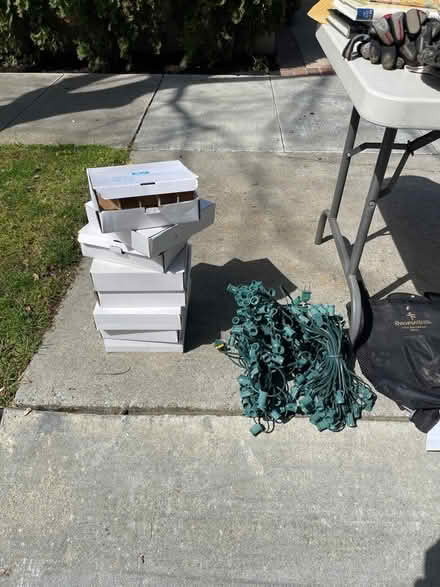 Photo of free table (Crescent Park, Palo Alto) #3