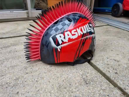 Photo of free Mo hawk safety helmet (WA5) #1