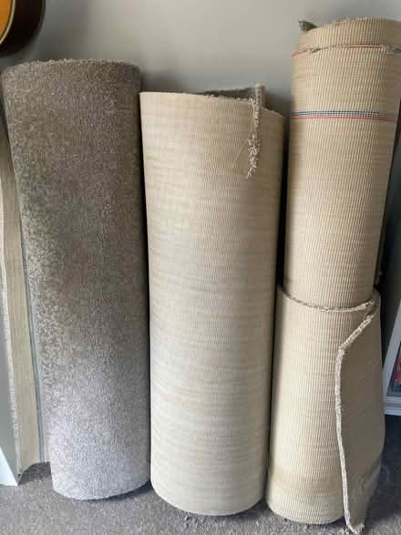 Photo of free New carpet off cuts (Glossop) #1