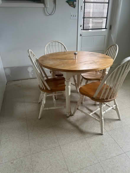 Photo of free Dinning table for 4 (Aspen Hill - near 200 exit 10) #2
