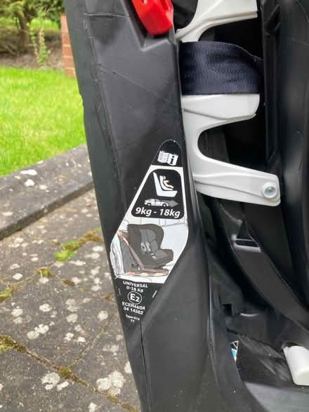 Photo of free Ferrari Childs car seat (Chessington KT9) #4