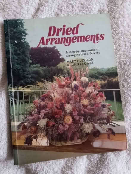 Photo of free Flower Arranging (Ifield West) #1