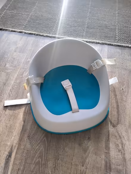 Photo of free Prince Lionheart Booster Seat (South Queensferry EH30) #2