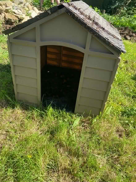 Photo of free Plastic dog kennel (Boreham Street) #1