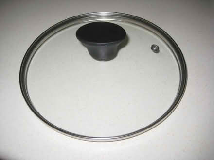 Photo of free Glass saucepan lid. (Harwell OX11) #1