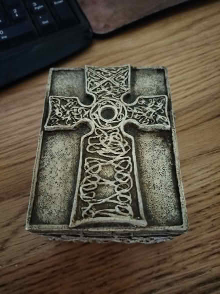 Photo of free Celtic Cross Trinket Box (Catchems End DY12) #2
