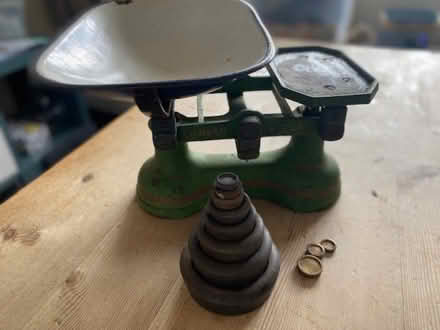 Photo of free Old fashioned Weighing Scales (Cumnor OX2) #3