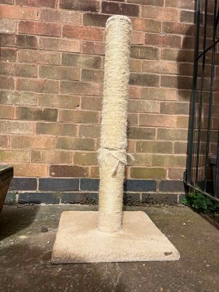 Photo of free Cat scratching post (Hucknall) #1