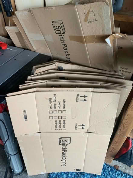Photo of free cardboard boxes (Wooburn HP10) #1