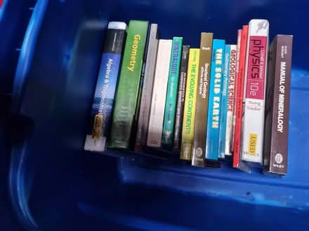 Photo of free Books, mostly textbooks (EH6 leith) #2