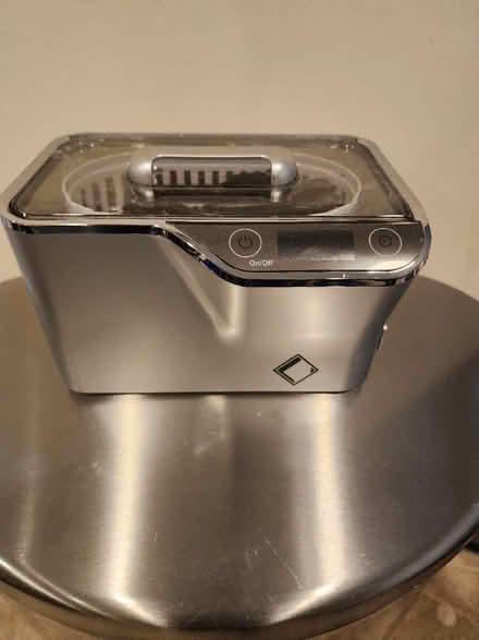 Photo of free Electric jewelry cleaner (Upper Marlboro) #1