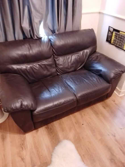 Photo of free two setter settee (West Park WA10) #2