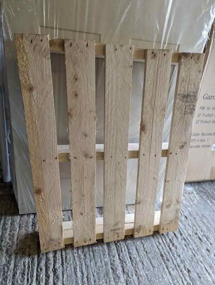 Photo of free Untreated pallet (Cogges OX28) #1