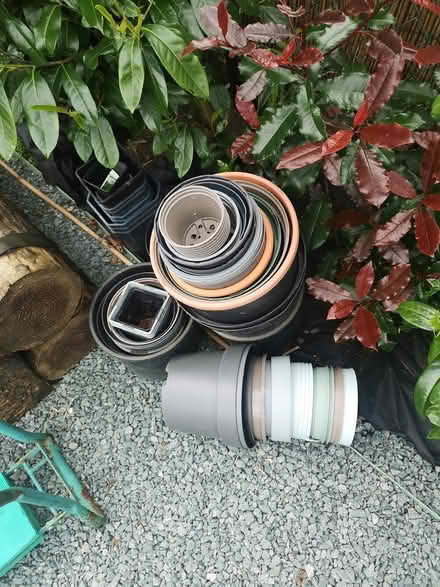 Photo of free Plastic flower pots (Guildford GU4) #1