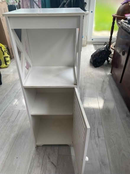 Photo of free Bathroom cabinet (Palmers Green N13) #1