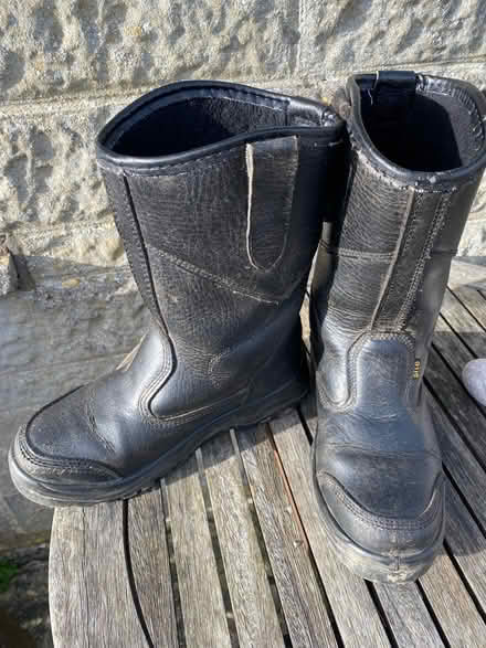 Photo of free Rigger safety boots (Somerton) #1