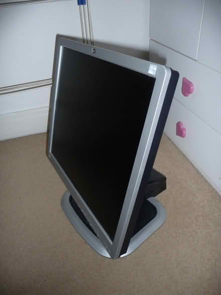 Photo of free HP Computer 19 inch PC monitor. HP L1950 (Marshall's Cross WA9) #4