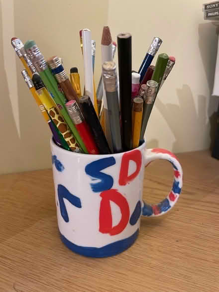 Photo of free Assorted pencils in a mug (EH16, Liberton) #1