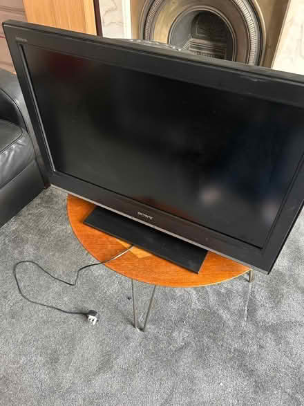Photo of free Sony TV - not SMART (East Dulwich) #1