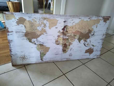 Photo of free World map stretched canvas (M2J1Y3) #1