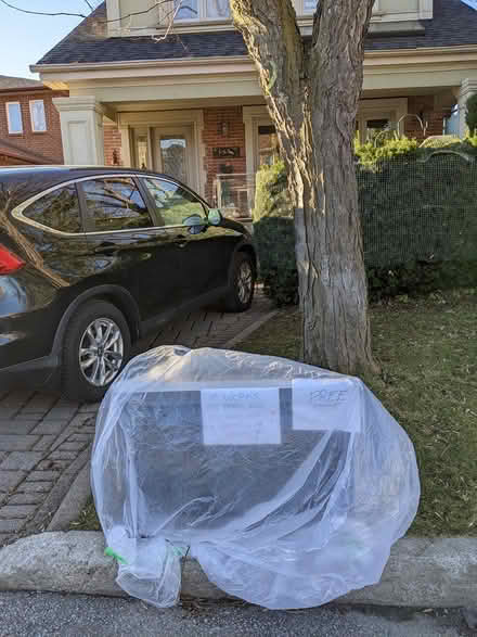 Photo of free Big TV (yonge & Finch) #2