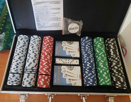 Photo of free poker chip set (20003/RFK Stadium) #1