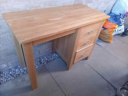 Photo of free Wooden desk and drawers (Linlithgow) #1