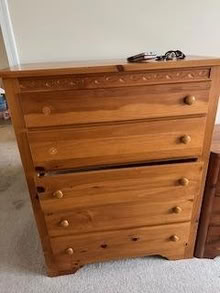 Photo of free dressers (Glen Mills) #1