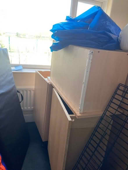 Photo of free Kitchen units and grey gloss doors (Chorley, Lancashire PR7) #1