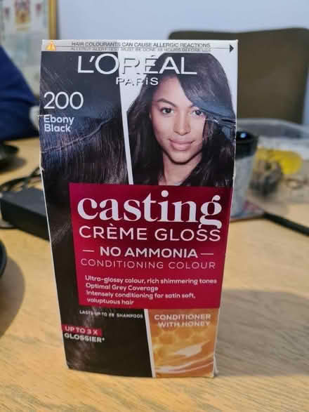 Photo of free l'oreal ebony black hair dye (Gorse Hill SN2) #1
