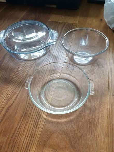 Photo of free Pyrex casserole and bowl (Middleyard GL10) #1
