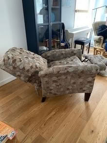 Photo of free recliner (East Hastings) #2