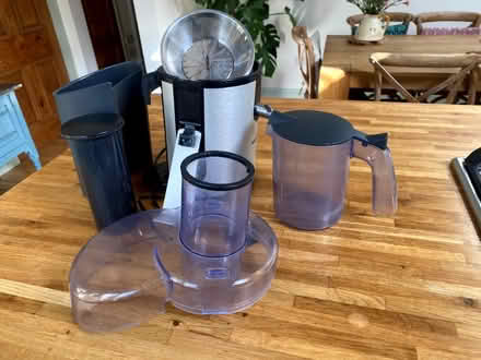 Photo of free Juicer - Philips HR1861 (Cathcart G44) #3