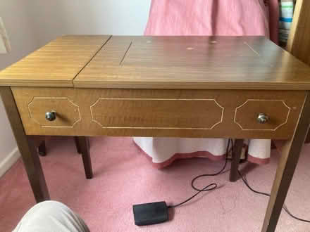 Photo of free Table Mounted Singer Sewing Machine (Holmes Chapel CW4) #2
