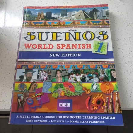 Photo of free Spanish book (Dorking) #1